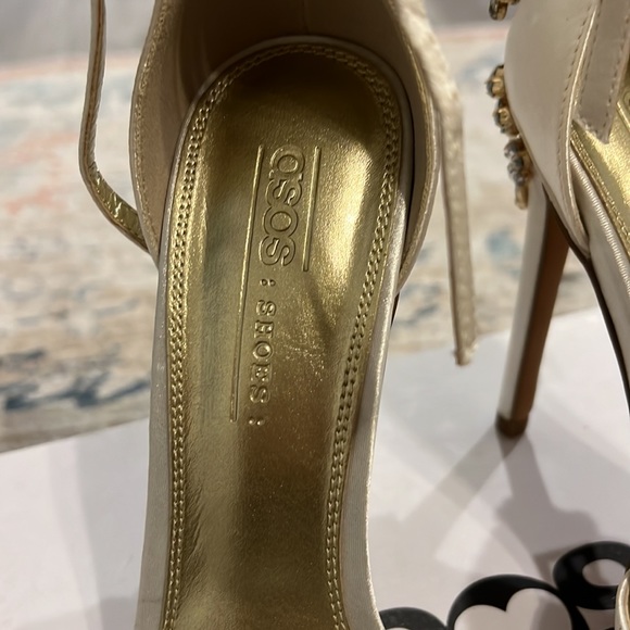 Cream/White ASOS BRIDE Heels - Picture 5 of 16